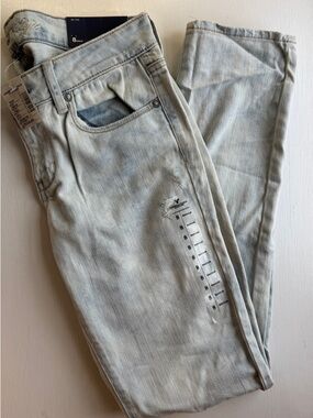 American Eagle Outfitters Size 8 skinny acid wash denim